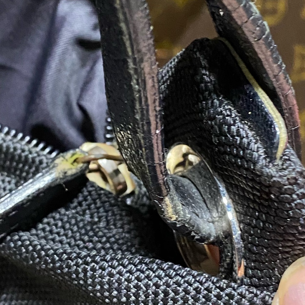 Black Chanel tote - Picture 13 of 16
